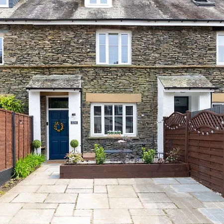 The Warren, Stylish Retreat, On Windermere Prázdninový dům