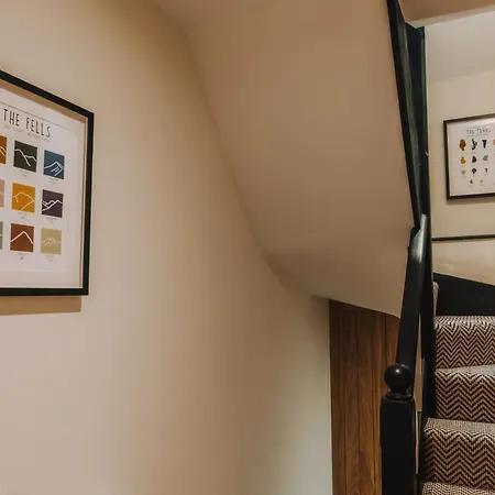 The Warren, Stylish Retreat, On Windermere Bowness-on-Windermere