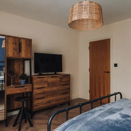 The Warren, Stylish Retreat, On Windermere Prázdninový dům Bowness-on-Windermere