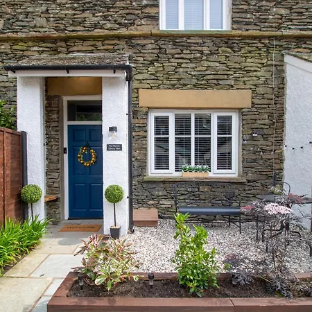 The Warren, Stylish Retreat, On Windermere Prázdninový dům