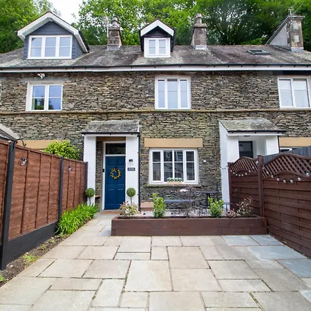 Prázdninový dům The Warren, Stylish Retreat, On Windermere Bowness-on-Windermere
